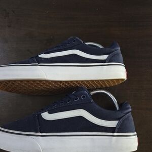 Vans Men's Deluxe Comfort OrthoLite Navy Canvas Sneakers